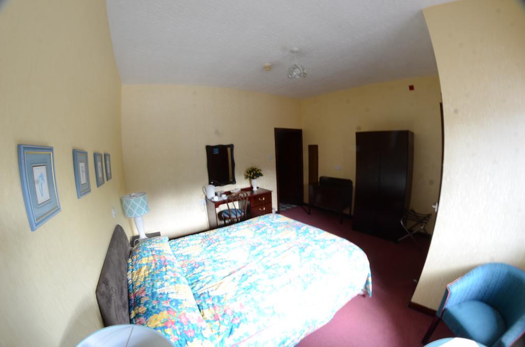 Achilty Guest House Contin Cameră foto